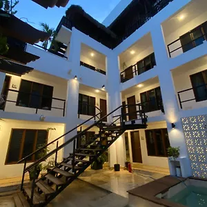 aria-rooftop-pool-in-5th-avenue.tulum-hotels.net/